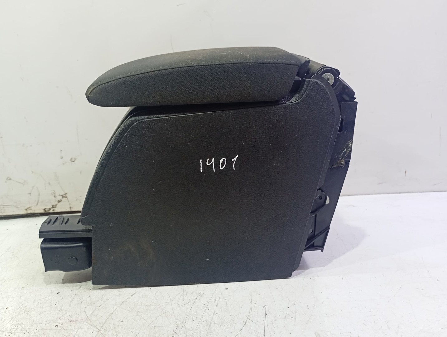Cotiera 1K5864251C Volkswagen Golf 6 (2008 - 2015)