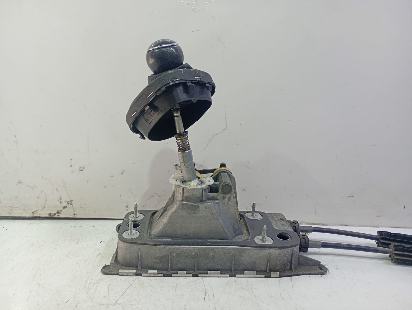 Timonerie manuala 6 trepte 1T0711049BF Renault Megane 3 (2008 - 2014)