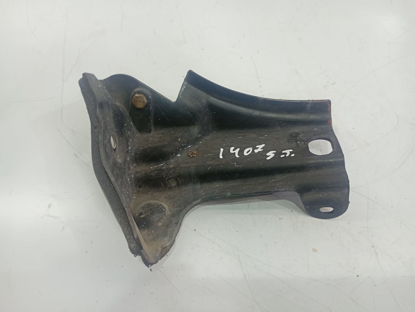 Suport bara fata 5m0823601c Volkswagen Golf Plus 1 (2004 - 2009)