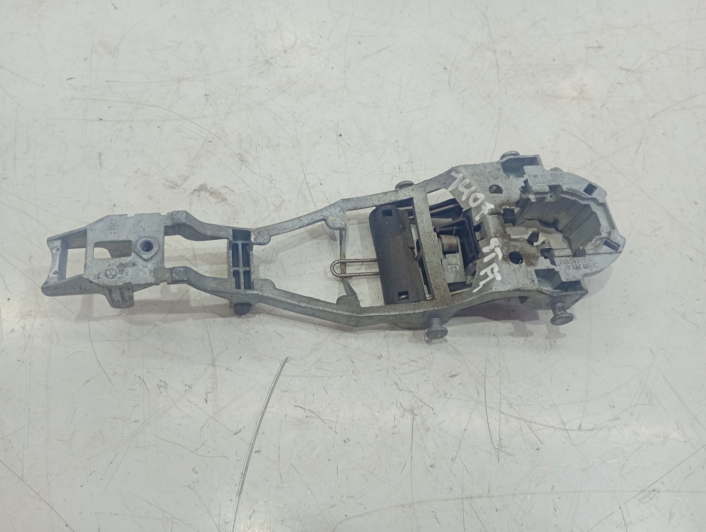 Suport maner exterior 1z0839886a Volkswagen Golf Plus 1 (2004 - 2009)