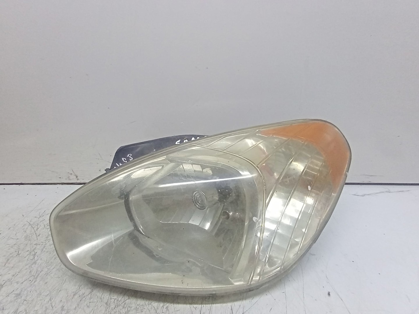 Far stanga 010200999000 Hyundai Accent MC (2006 - 2011)