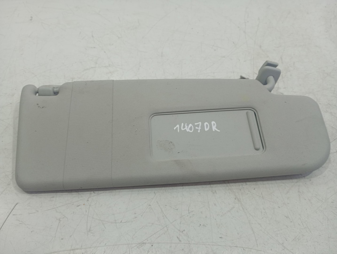 Parasolar dreapta 1k0857552h Volkswagen Golf Plus 1 (2004 - 2009)