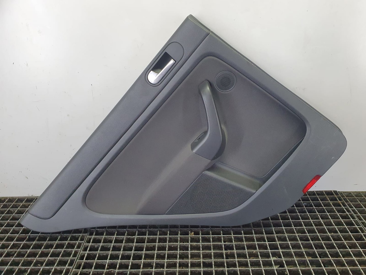 Fata usa stanga spate Volkswagen Golf Plus 1 (2004 - 2009)