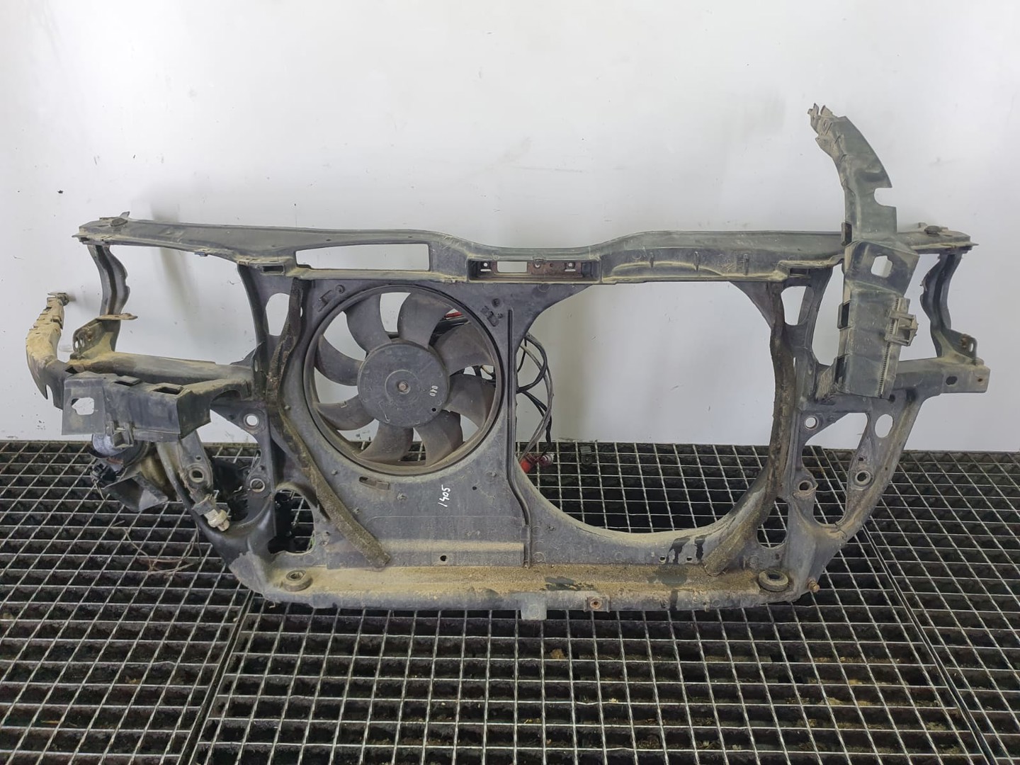 Motoras frana de mana 0204704047 Peugeot 3008 1 (2010 - 2013)