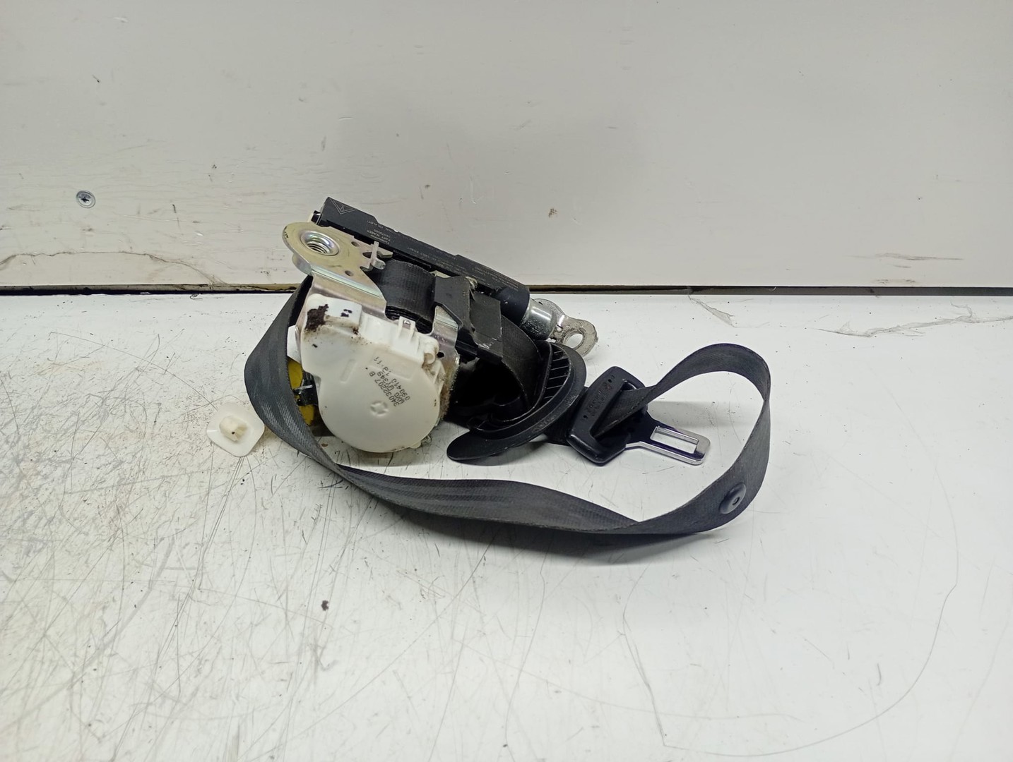 Centura siguranta dreapta fata 3C1857706R Volkswagen Passat CC 1 (2008 - 2012)