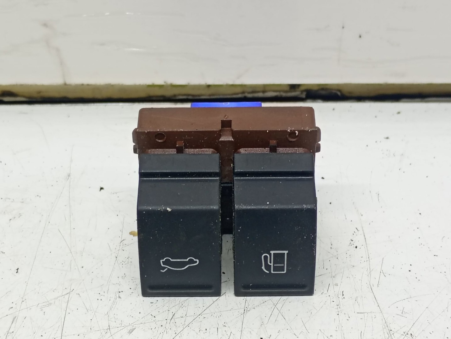 Buton 3C0959903B Volkswagen Passat CC 1 (2008 - 2012)
