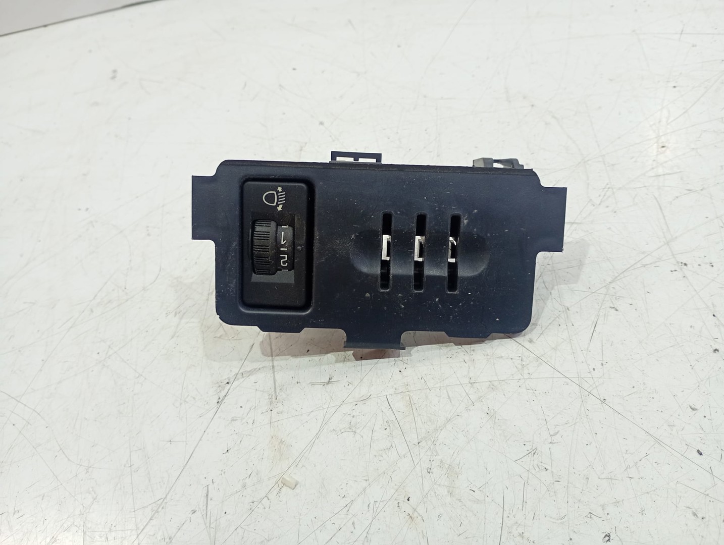 Buton reglaj faruri Peugeot 3008 1 (2010 - 2013)