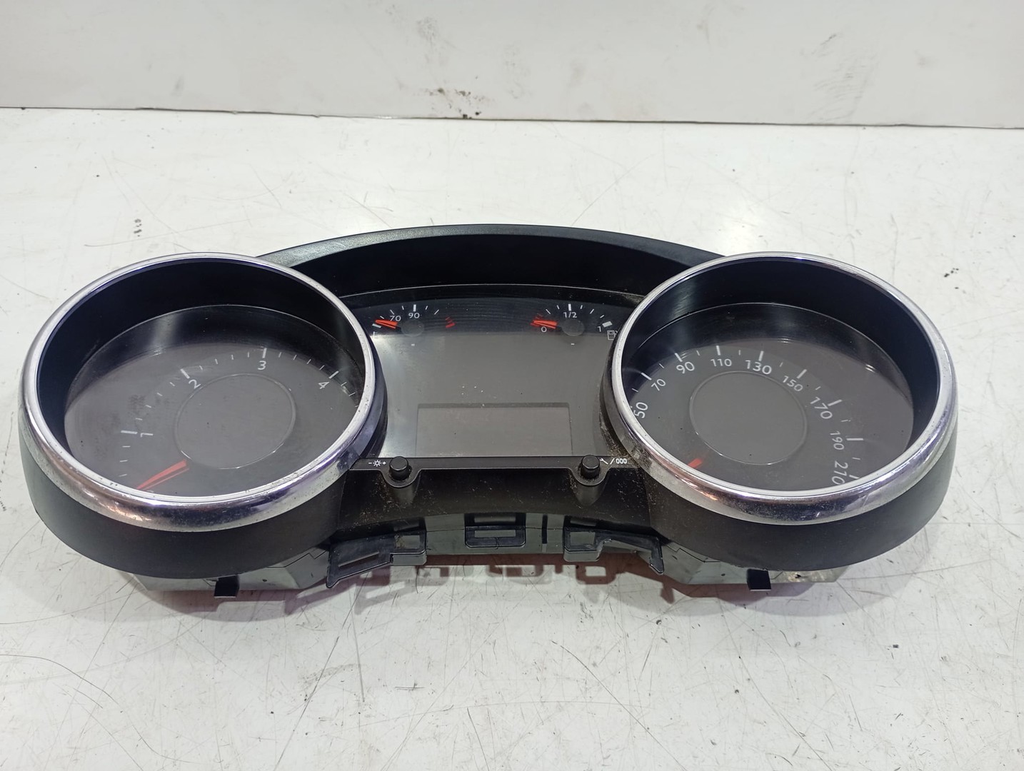 Ceasuri de bord 9666174980 Peugeot 3008 1 (2010 - 2013)