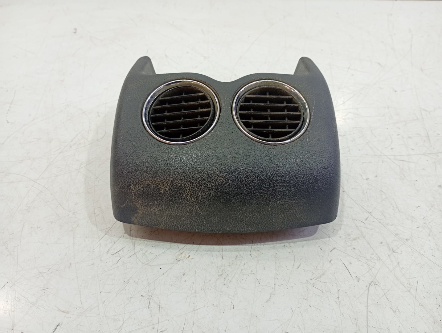 Grila ventilatie 9685097277 Peugeot 3008 1 (2010 - 2013)
