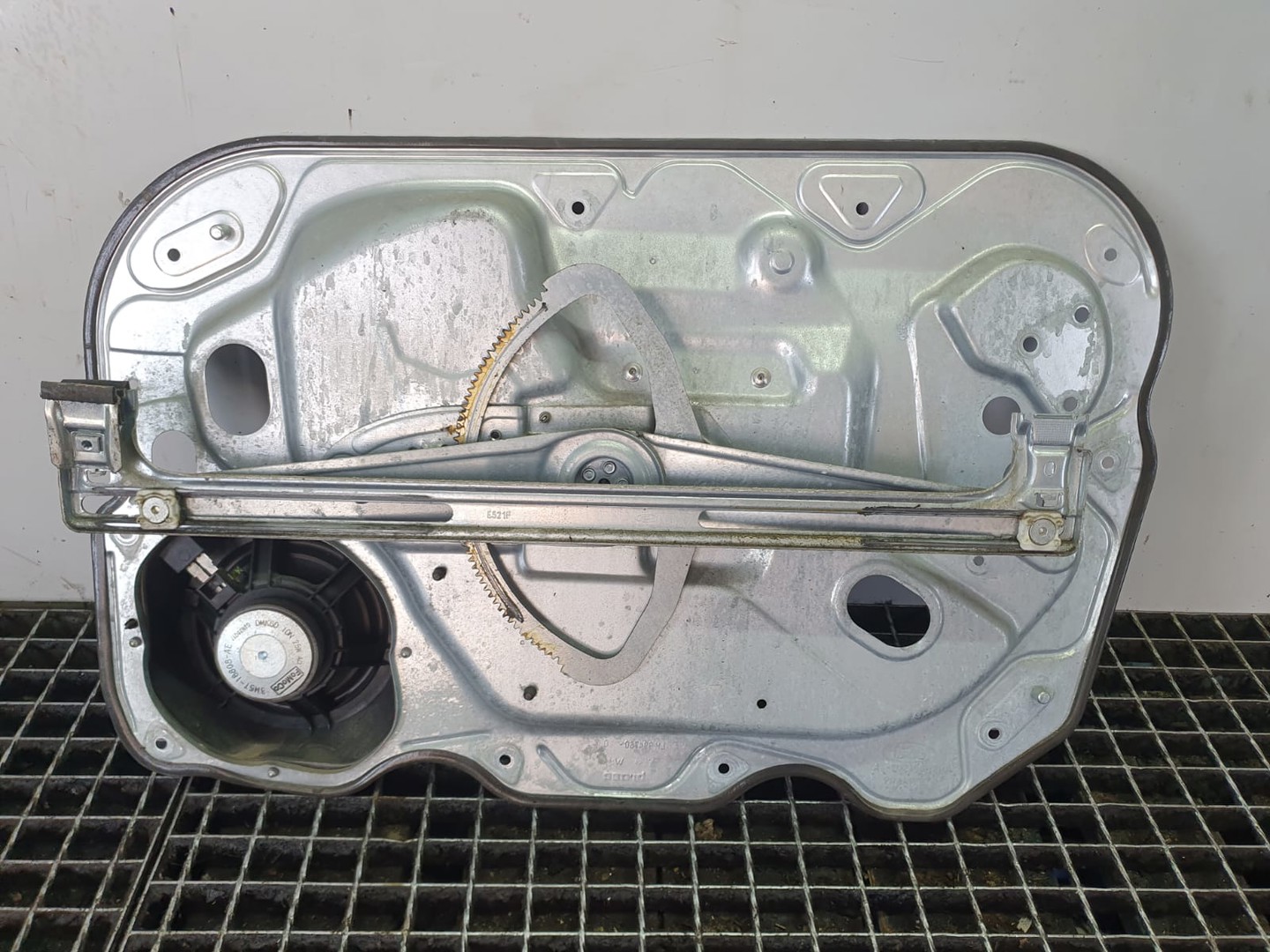 Macara geam stanga fata 7m51-a203a29bb Ford Focus 2 (facelift) (2008 - 2011)