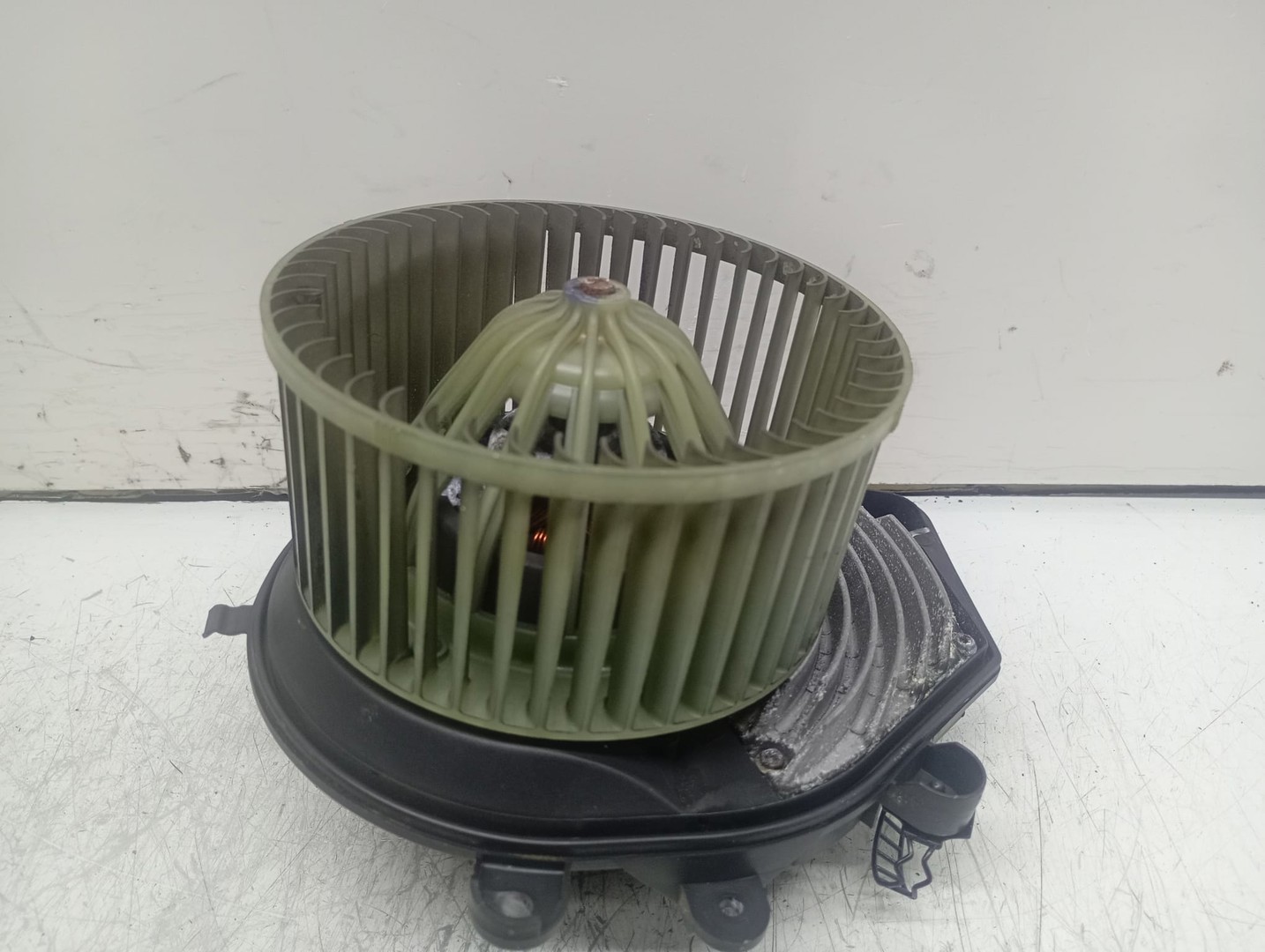 Motoras aeroterma 740221233F Volkswagen Passat B5.5 (facelift) (2000 - 2005)