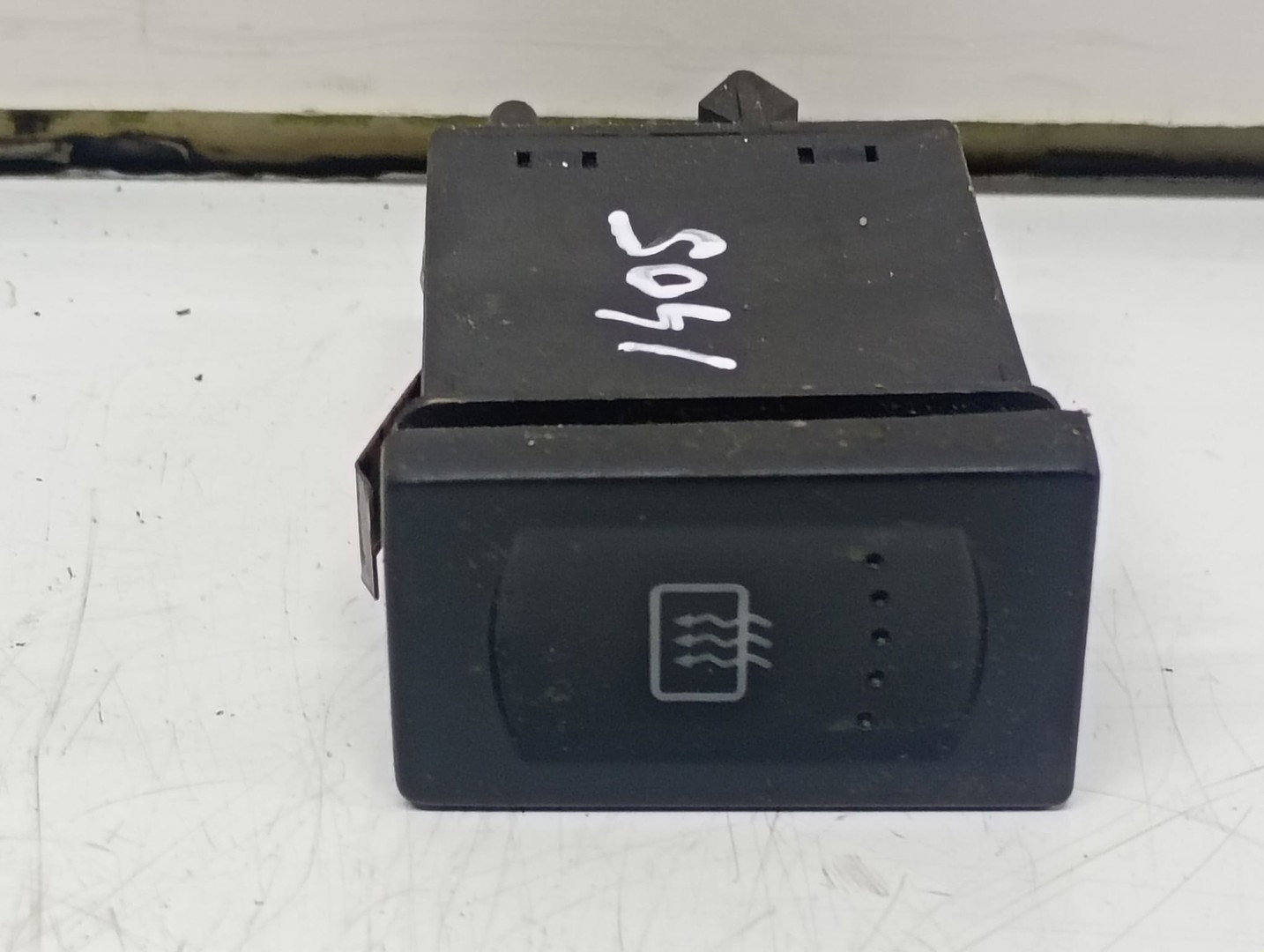 Buton 3B0959621C Volkswagen Passat B5.5 (facelift) (2000 - 2005)