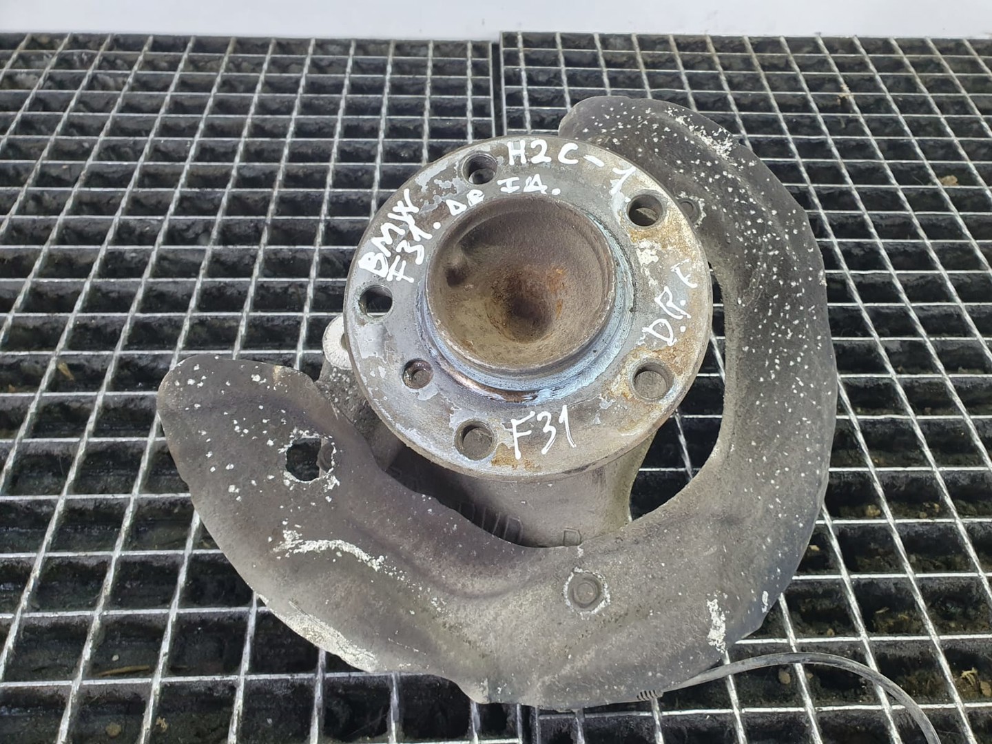 Fuzeta dreapta fata 198788-10 BMW Seria 3 F31 (2011 - 2016)