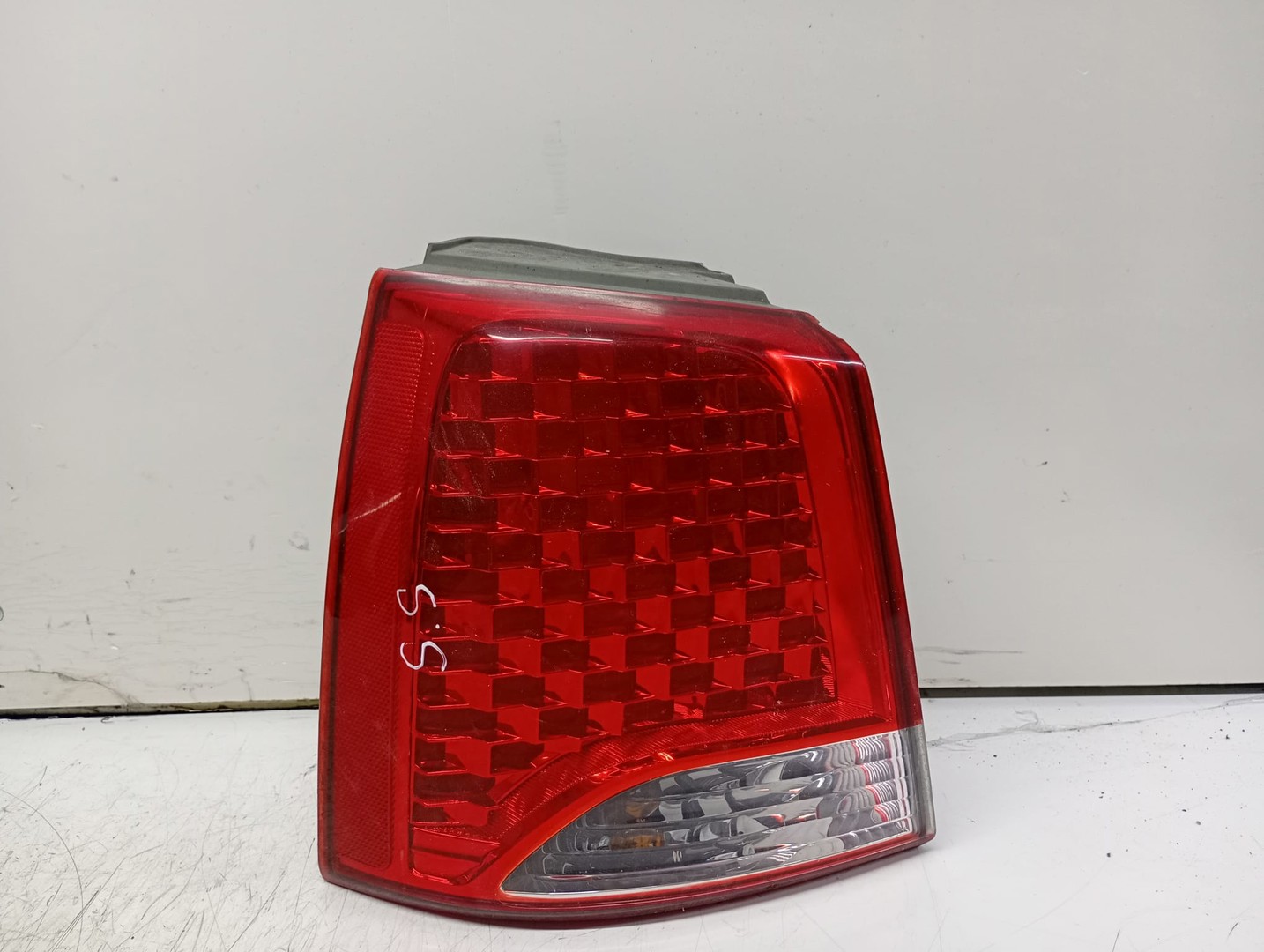 Stop stanga 92401-2p0 Kia Sorento 2 (facelift) (2012 - 2020)