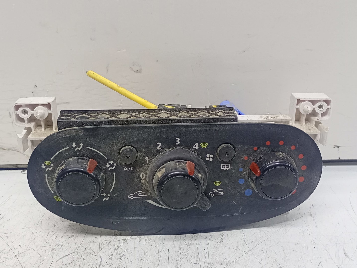 Panou clima ac E1074254AC Dacia Sandero 2 (2013 - 2016)