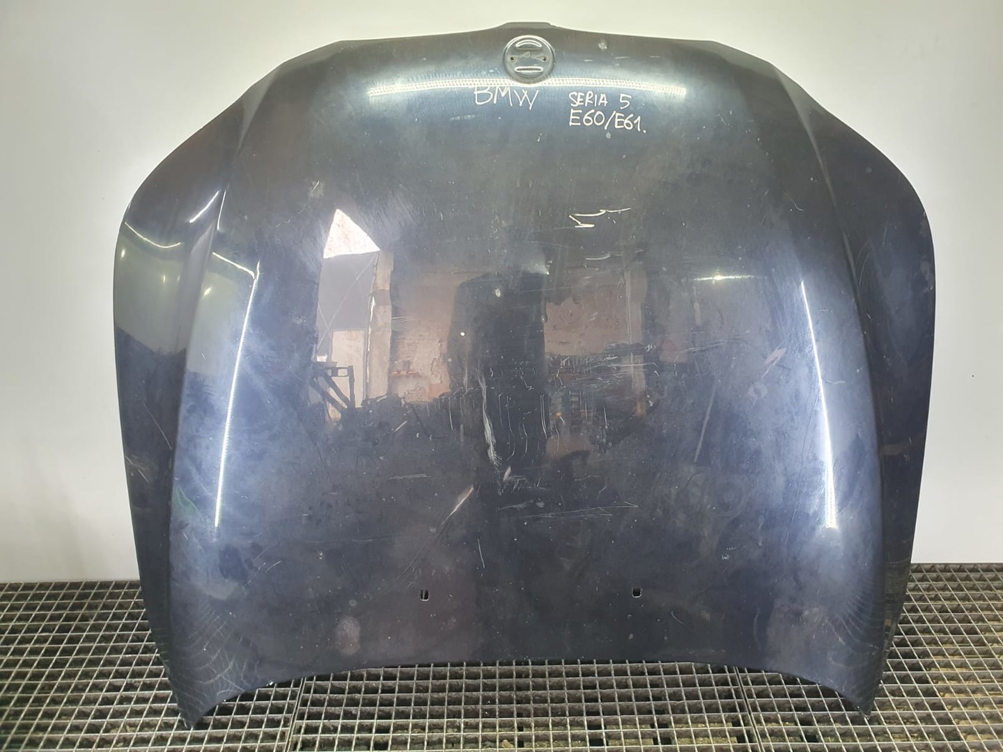 Capota motor 6917364 BMW Seria 5 E60/E61 (2003 - 2007)