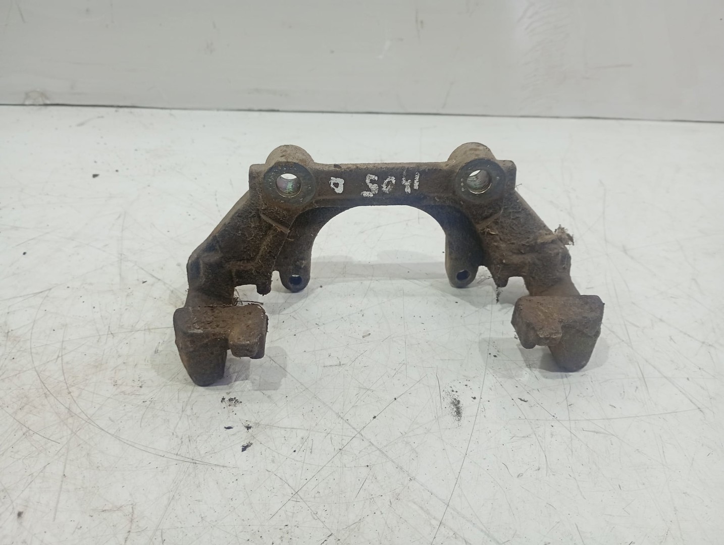 Suport etrier dreapta fata Volkswagen Passat B5.5 (facelift) (2000 - 2005)