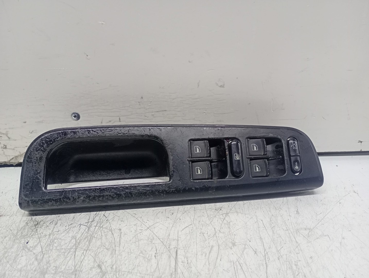 Panou comanda geamuri 1J4959857D Volkswagen Passat B5.5 (facelift) (2000 - 2005)