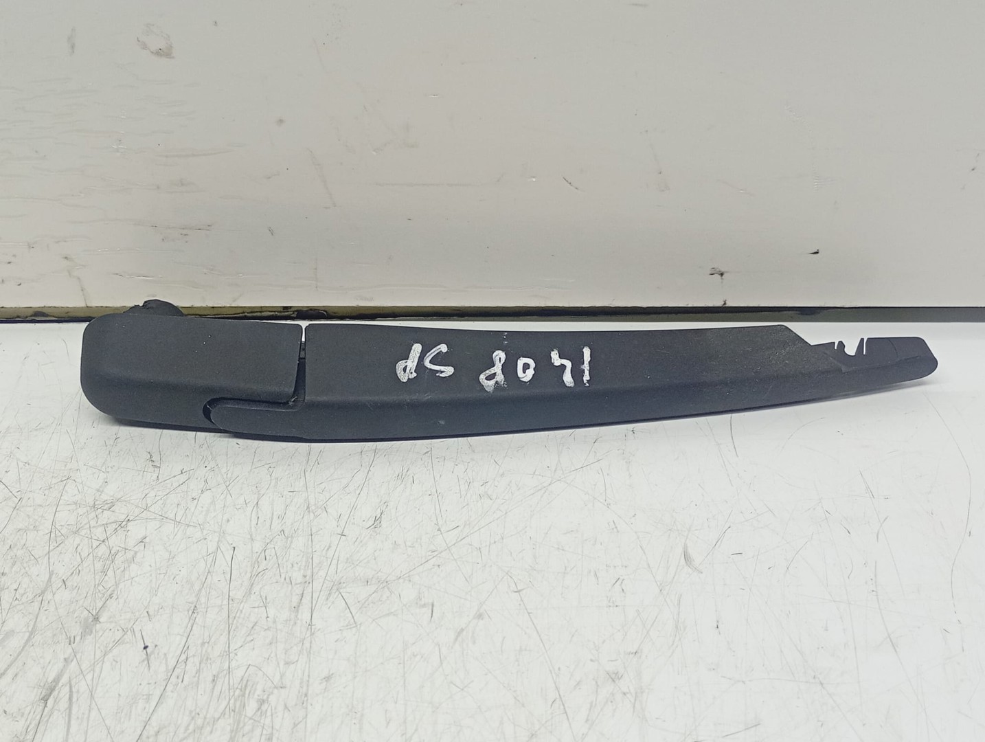 Brat stergator luneta Dacia Sandero 2 (2013 - 2016)