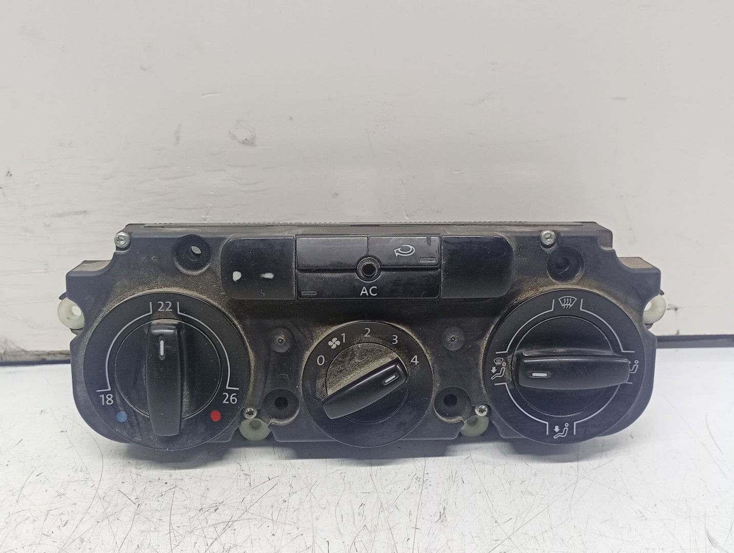Panou clima ac 2K0820047AQ Volkswagen Caddy 3 (2004 - 2010)