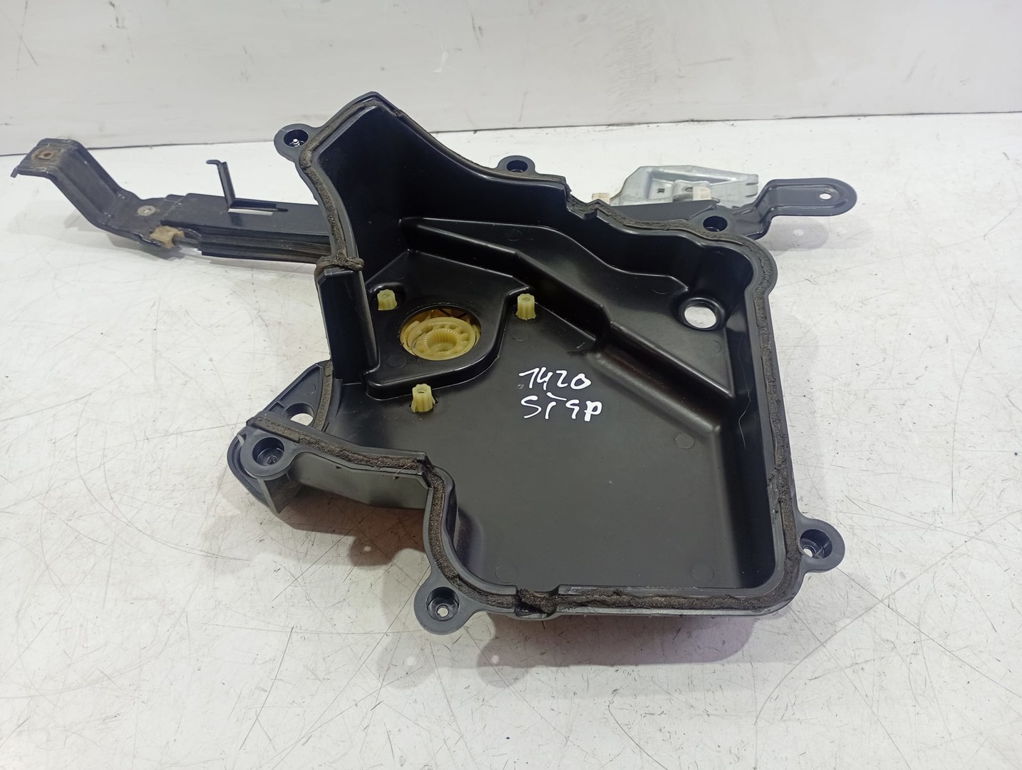 Macara geam stanga spate 1po867443a Seat Leon 2 (1P) (2005 - 2009)