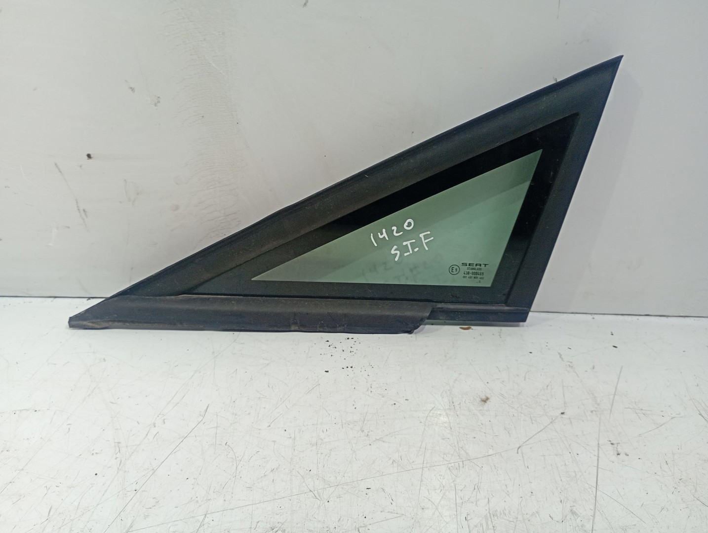 Geam fix stanga fata Seat Leon 2 (1P) (2005 - 2009)