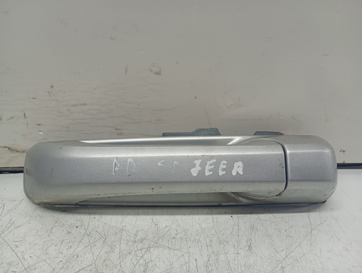 Maner exterior 5HS56TRMAH Jeep Commander 1 (2006 - 2010)