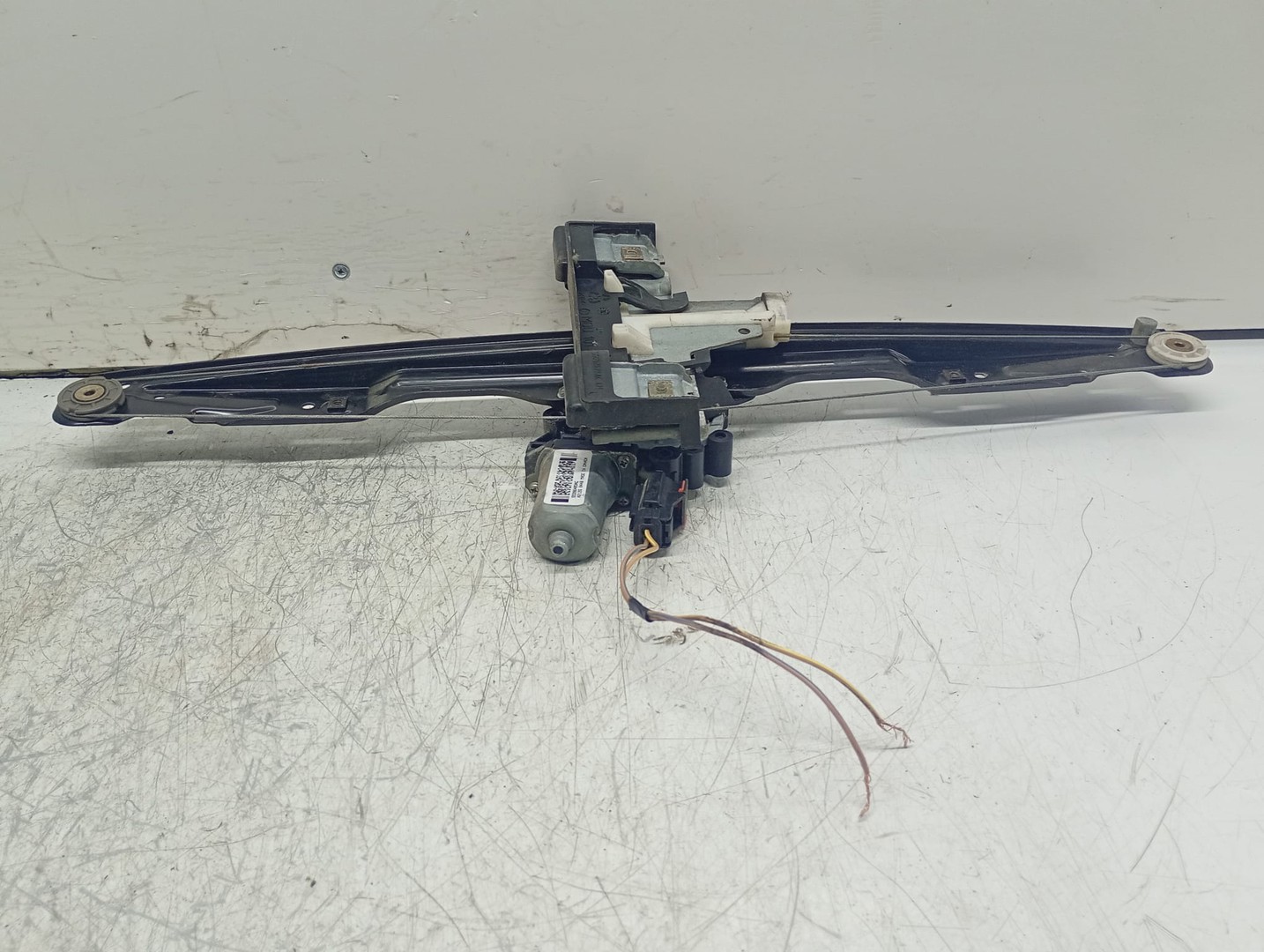 Macara geam stanga spate 55396483AC Jeep Commander 1 (2006 - 2010)