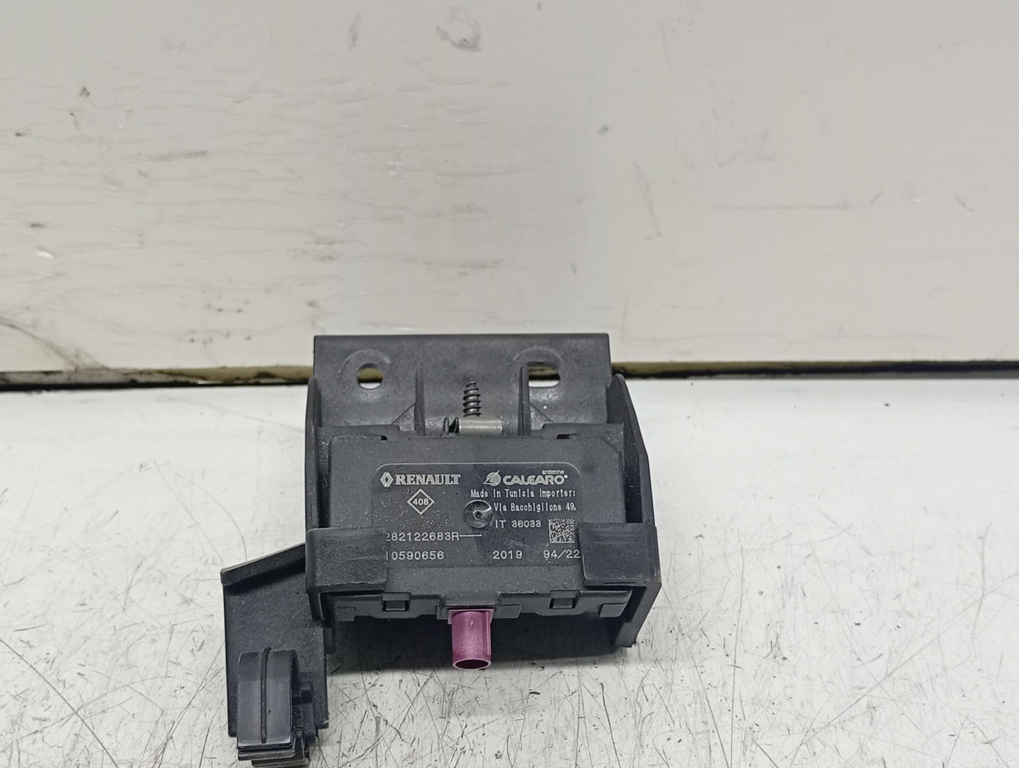 Amplificator antena 282122683R Dacia Jogger 1 (2021 - 2022)