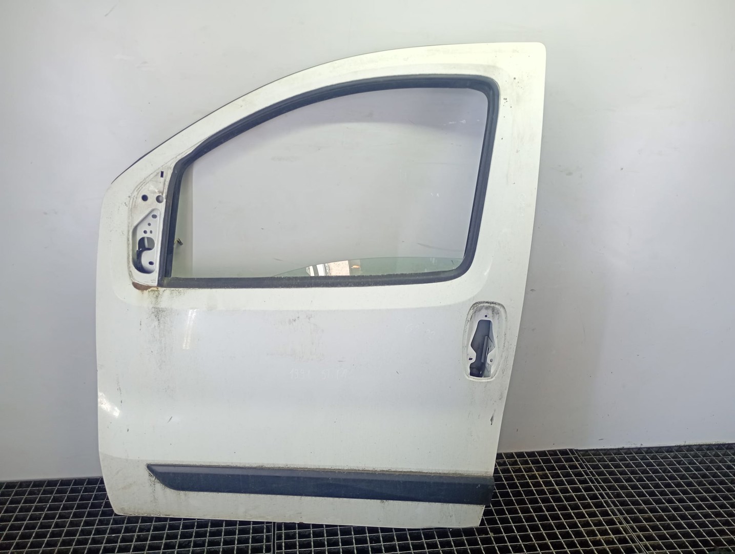 Usa stanga fata Citroen Nemo 1 (2008 - 2015)