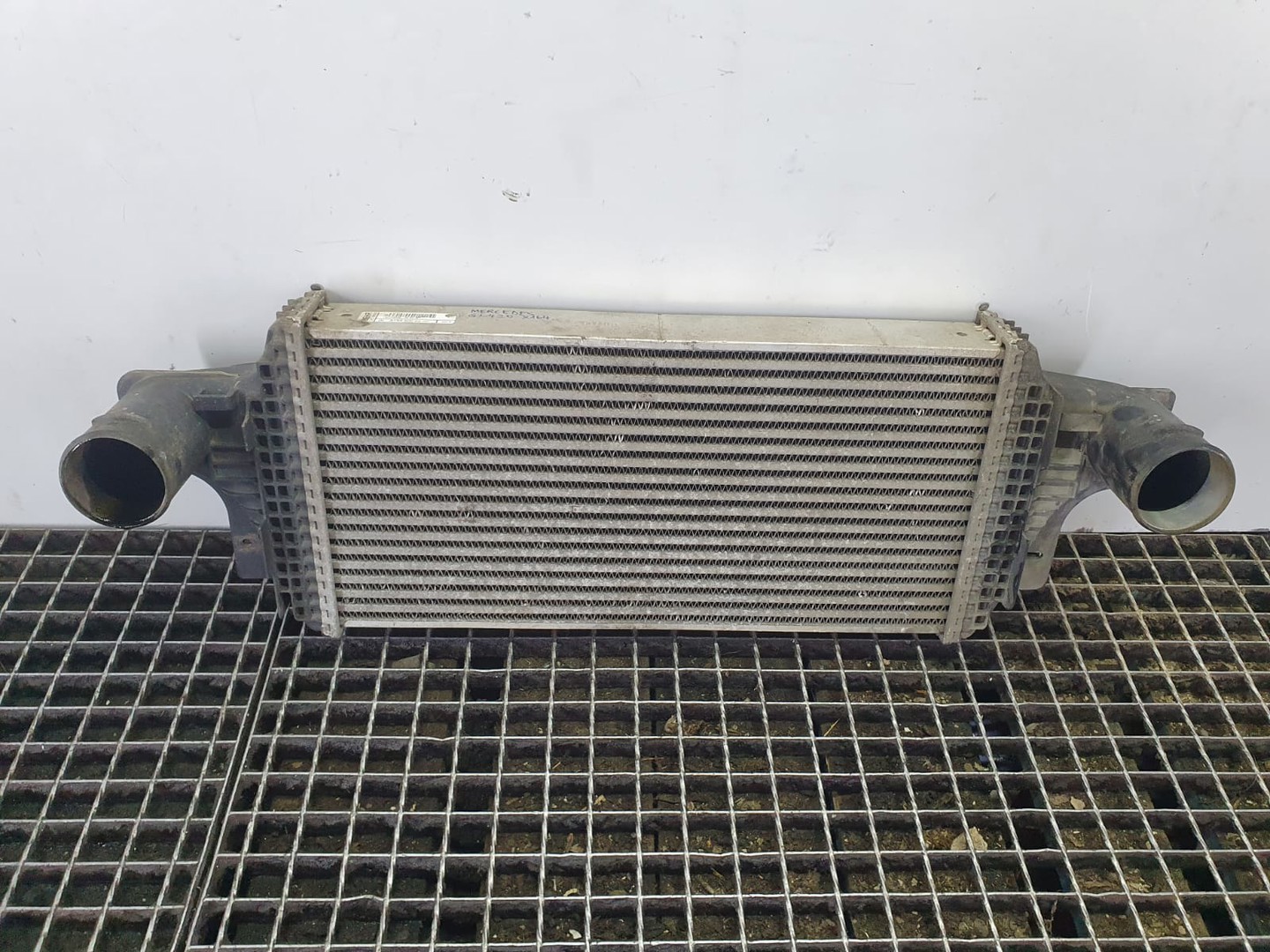 Radiator intercooler a1645000200 Mercedes Benz GL-Class X164 (2006 - 2009)