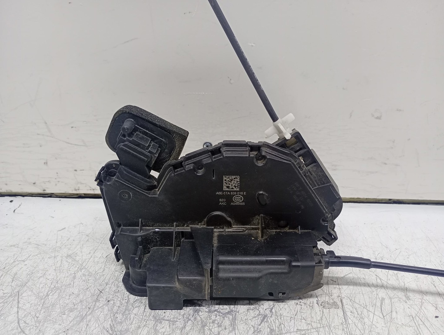 Broasca dreapta spate 5TA839016E Skoda Fabia NJ (2014 - 2018)