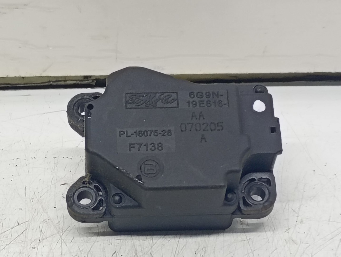 Motoras clapeta mixaj aer 6g9n-19e616-aa Land Rover Freelander 2 (2006 - 2010)