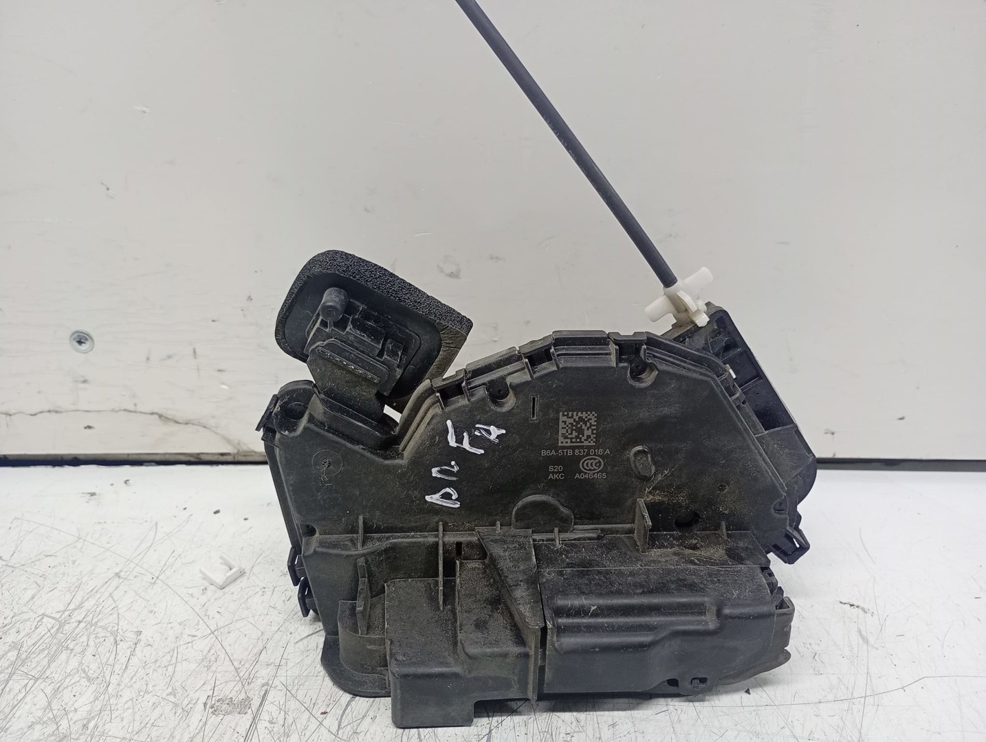 Broasca dreapta fata 5TB837016A Skoda Fabia NJ (2014 - 2018)