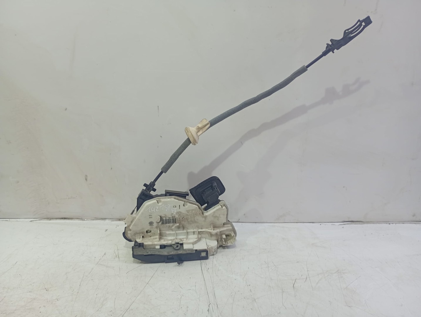 Broasca stanga fata 5k1837015e Volkswagen Golf 7 (2012 - 2017)