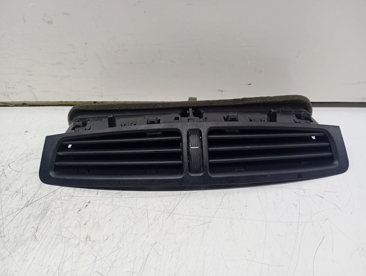 Grila ventilatie Ford Kuga 2 (2013 - 2020)