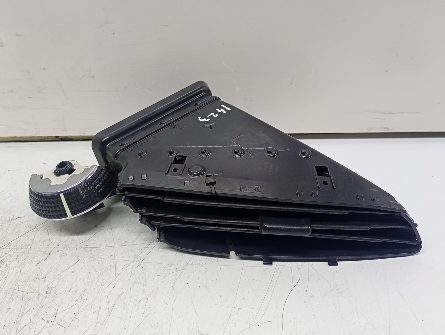 Grila ventilatie 07466-000 Ford Kuga 2 (2013 - 2020)