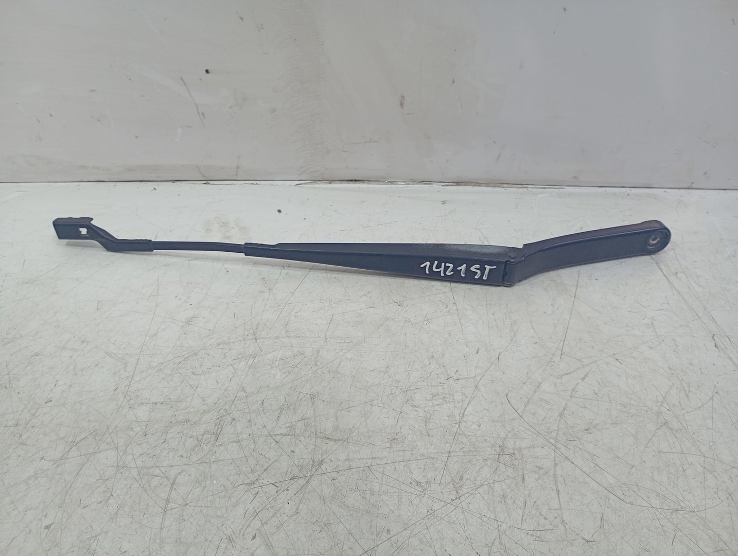 Brat stergator parbriz stanga 5g1955409d Volkswagen Golf 7 (2012 - 2017)
