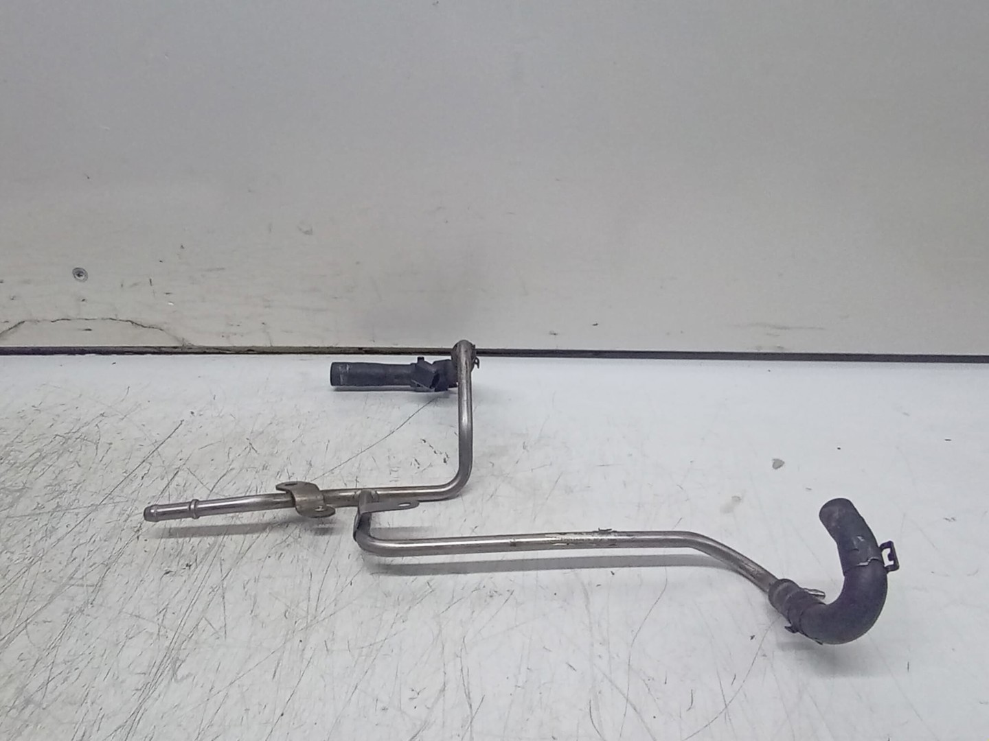 Conducta combustibil 03L201360R Volkswagen Golf 6 (2008 - 2015)