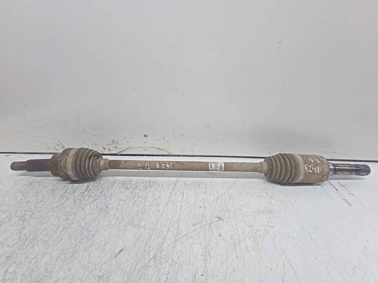 Planetara dreapta spate cv61-4k138-aa Ford Kuga 2 (2013 - 2020)