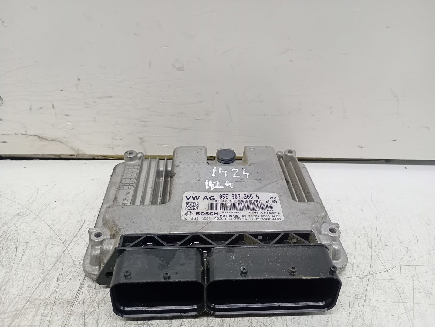 Calculator motor ECU 05E907309H Skoda Karoq 1 (2017 - 2025)