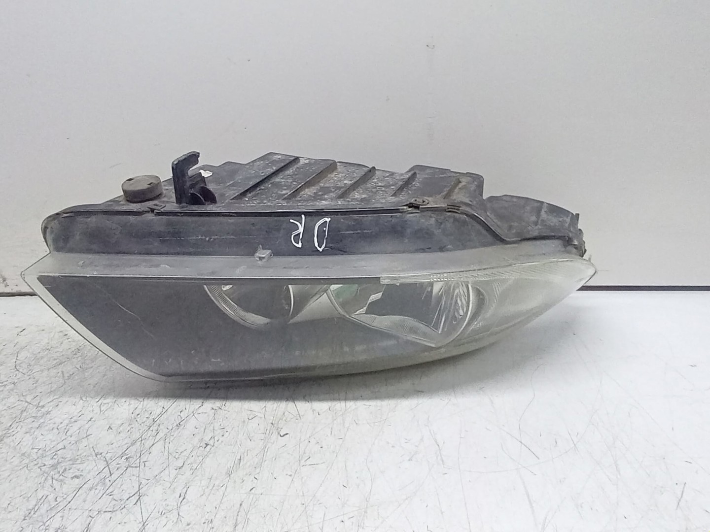 Far dreapta 694272407 89311660 BMW Seria 3 E90 (2004 - 2010)