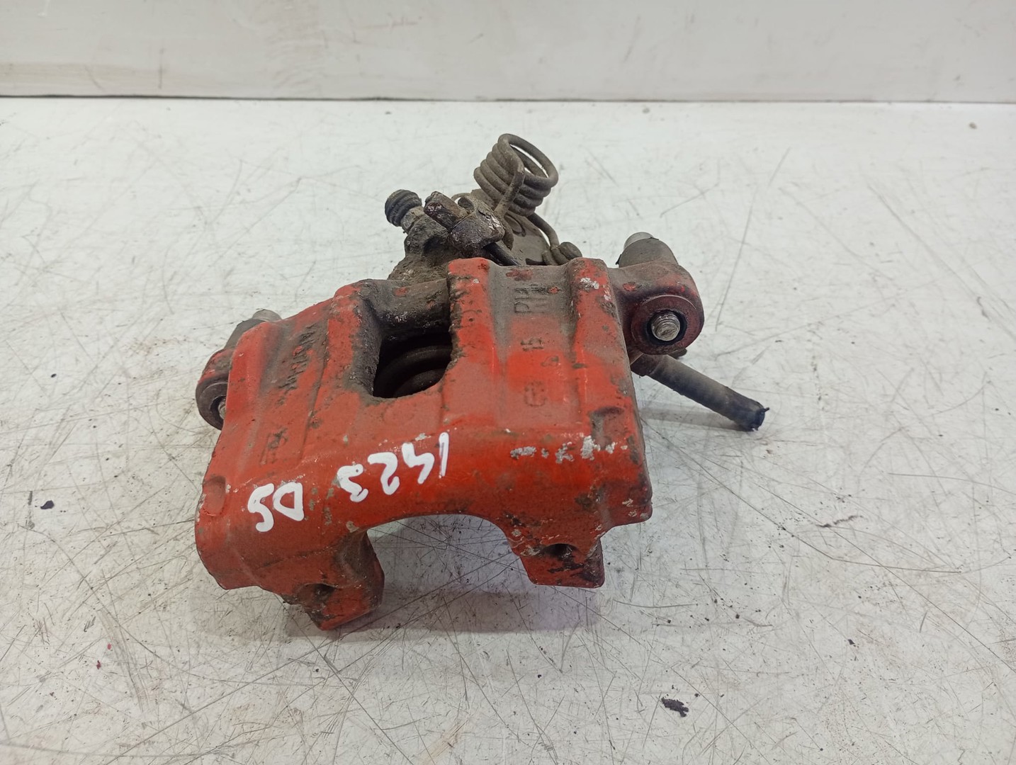Etrier dreapta spate Ford Kuga 2 (2013 - 2020)