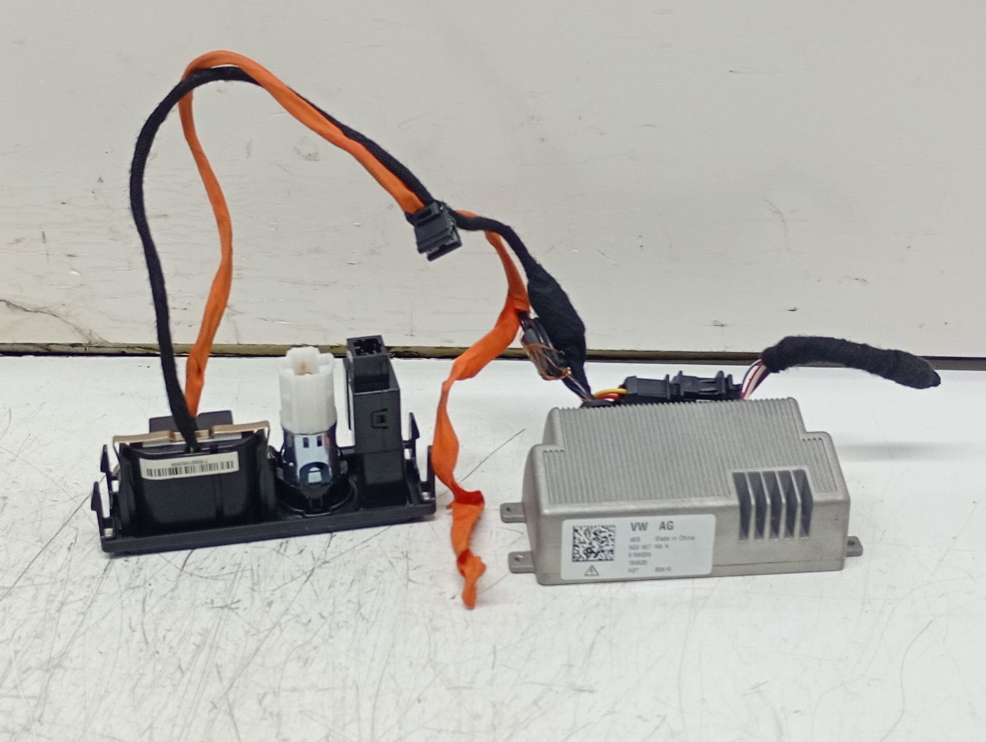 Invertor tensiune 5Q0907155H Skoda Karoq 1 (2017 - 2025)