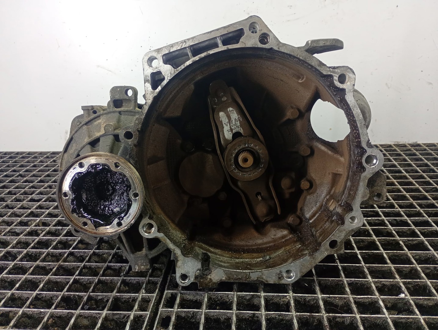 Cutie de viteze manuala 5 trepte qyb Volkswagen Golf 7 (2012 - 2017)