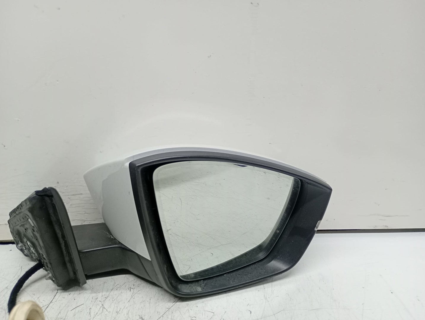 Oglinda dreapta E90411394 Skoda Karoq 1 (2017 - 2025)