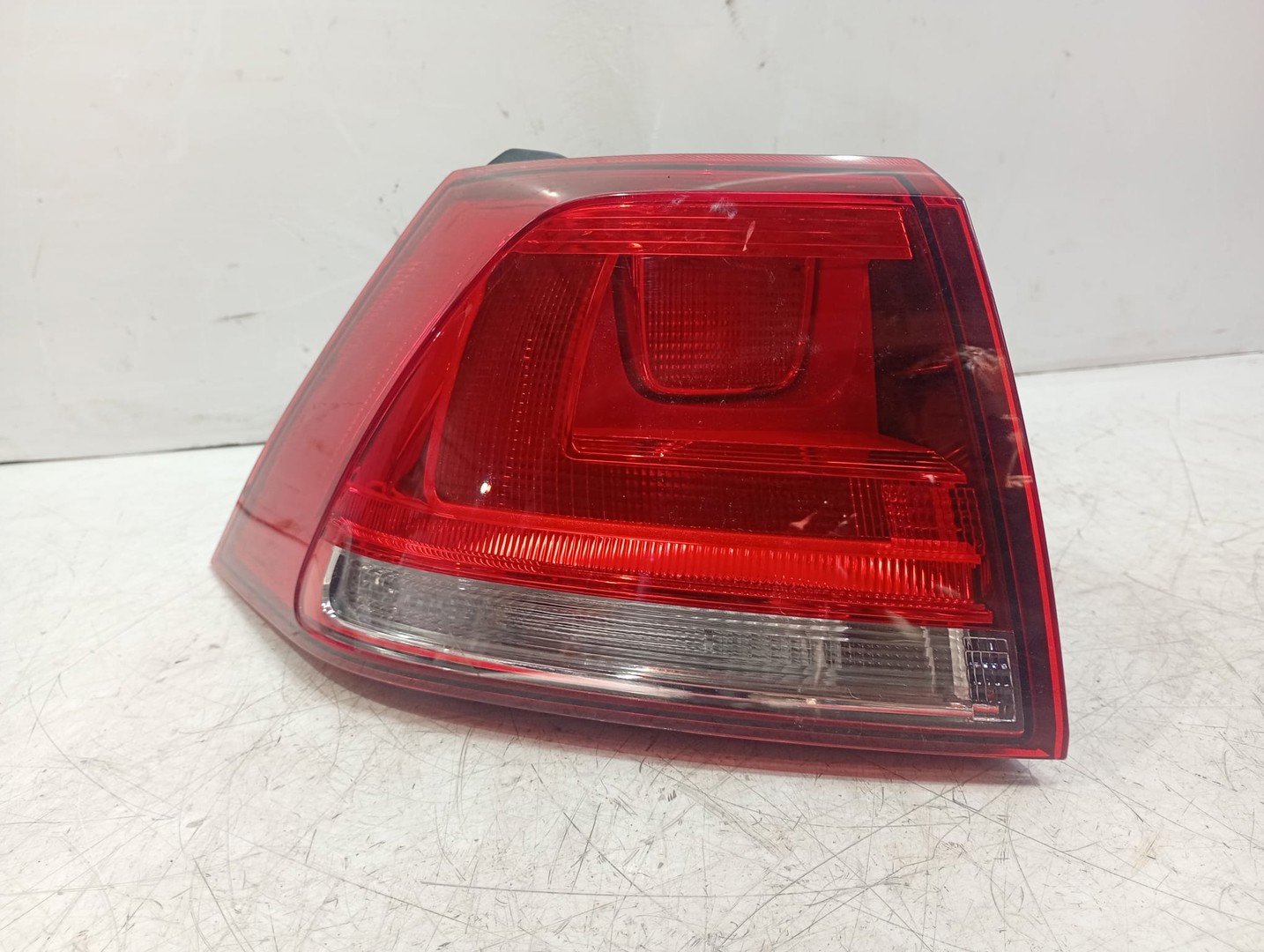 Stop stanga 5g0945095m Volkswagen Golf 7 (2012 - 2017)