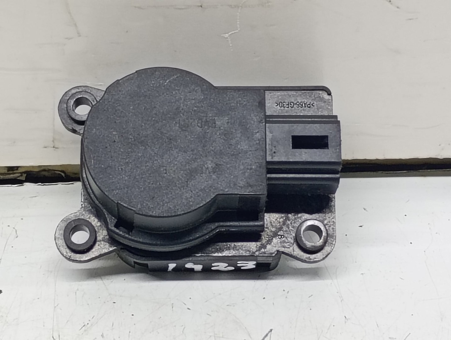 Motoras clapeta mixaj aer AV6N-19E616AA Ford Kuga 2 (2013 - 2020)