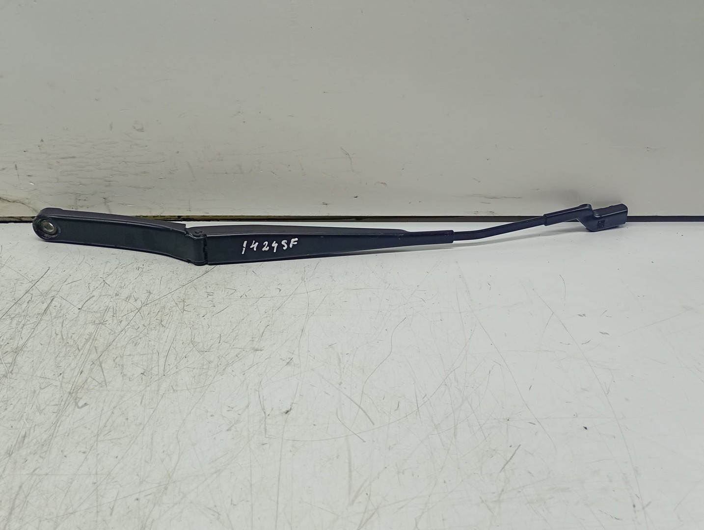 Brat stergator parbriz stanga 576955409A Skoda Karoq 1 (2017 - 2025)