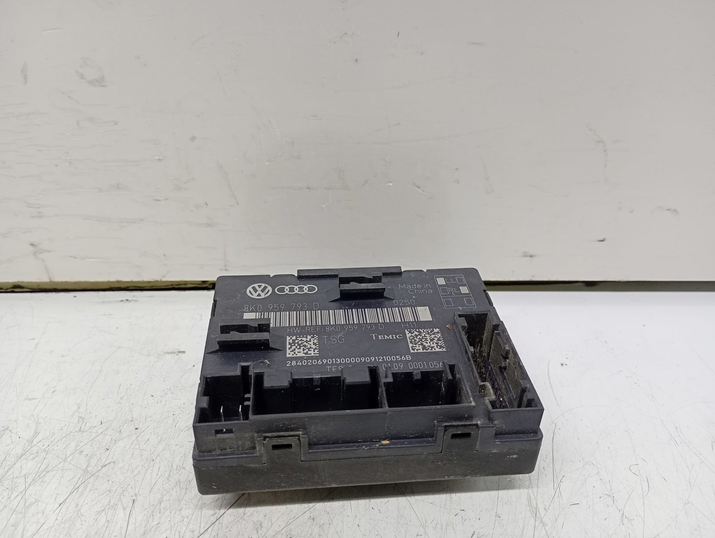 Modul confort usa fata dreapta 8K0959793D Audi A5 8T (2007 - 2011)